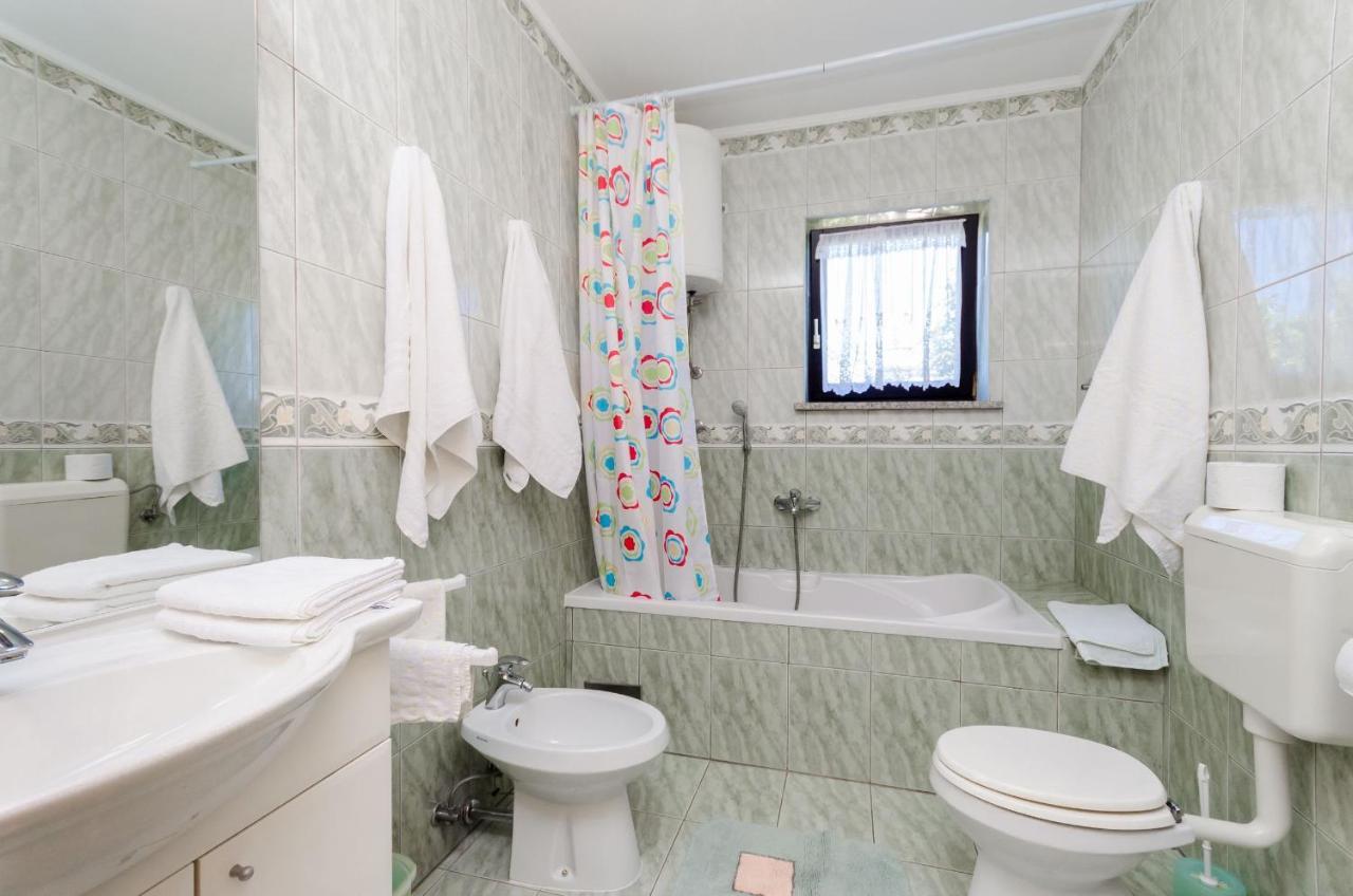 Apartments Marija Umag Bagian luar foto