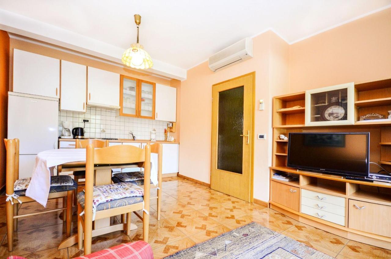 Apartments Marija Umag Bagian luar foto