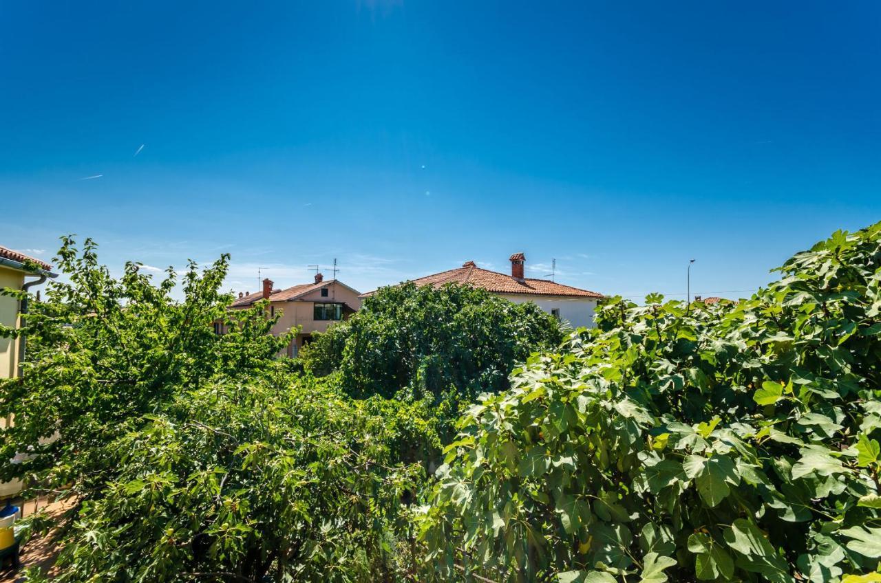 Apartments Marija Umag Bagian luar foto